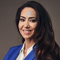 Mouna Esmaeilzadeh